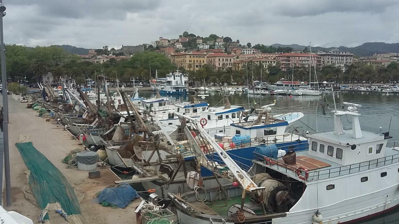 Il Golfo E I Limoni Apartment La Spezia Bagian luar foto